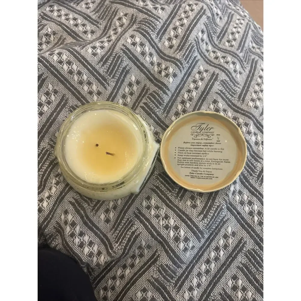 Tyler Candle Company Bougie Parfumée French Market 2 Wick Jar Candle 11 oz USA